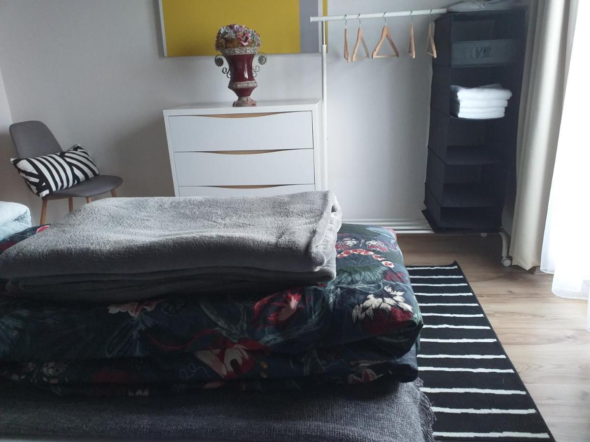 Art Inn Apartmanhaz Balaton-גיינסדיאס מראה חיצוני תמונה